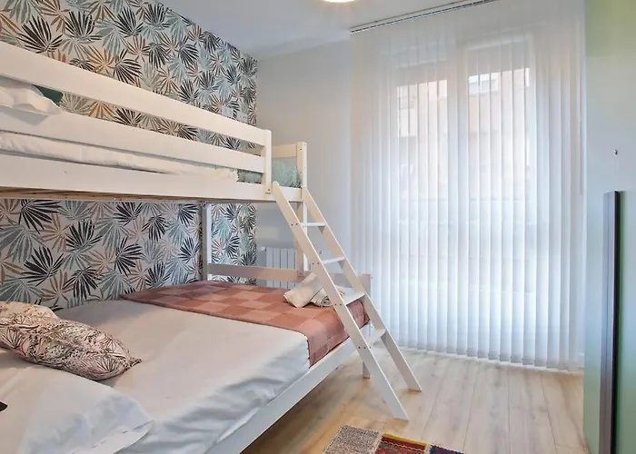 Zubietetxea Nuevo Con Garage Urbano Gratis * Більбао